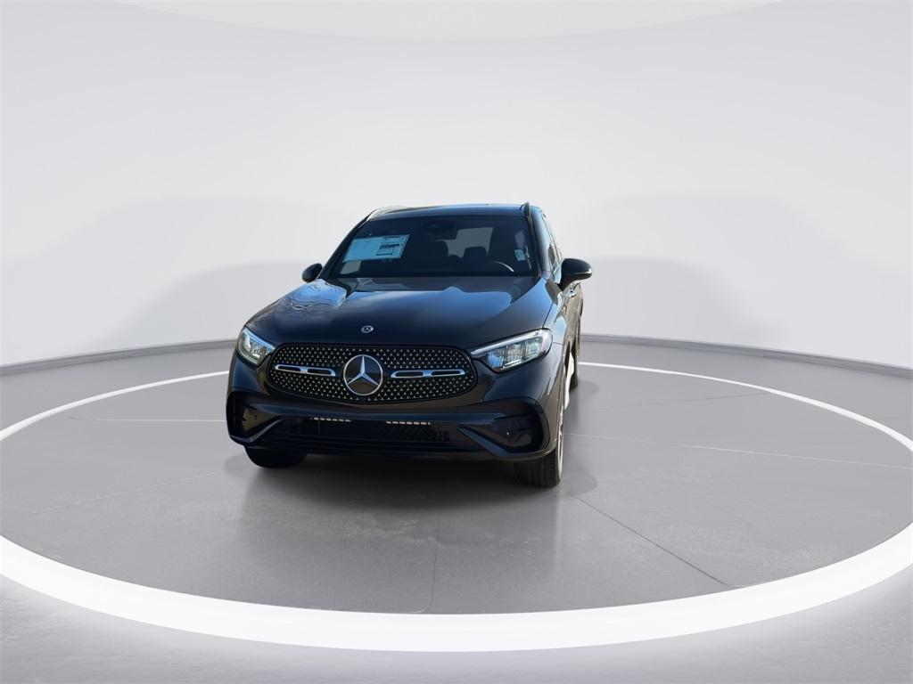 new 2026 Mercedes-Benz GLC 300 car, priced at $62,320