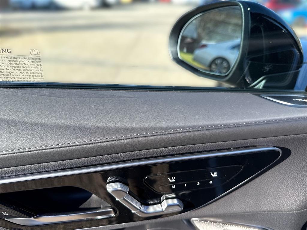 new 2026 Mercedes-Benz GLC 300 car, priced at $62,320