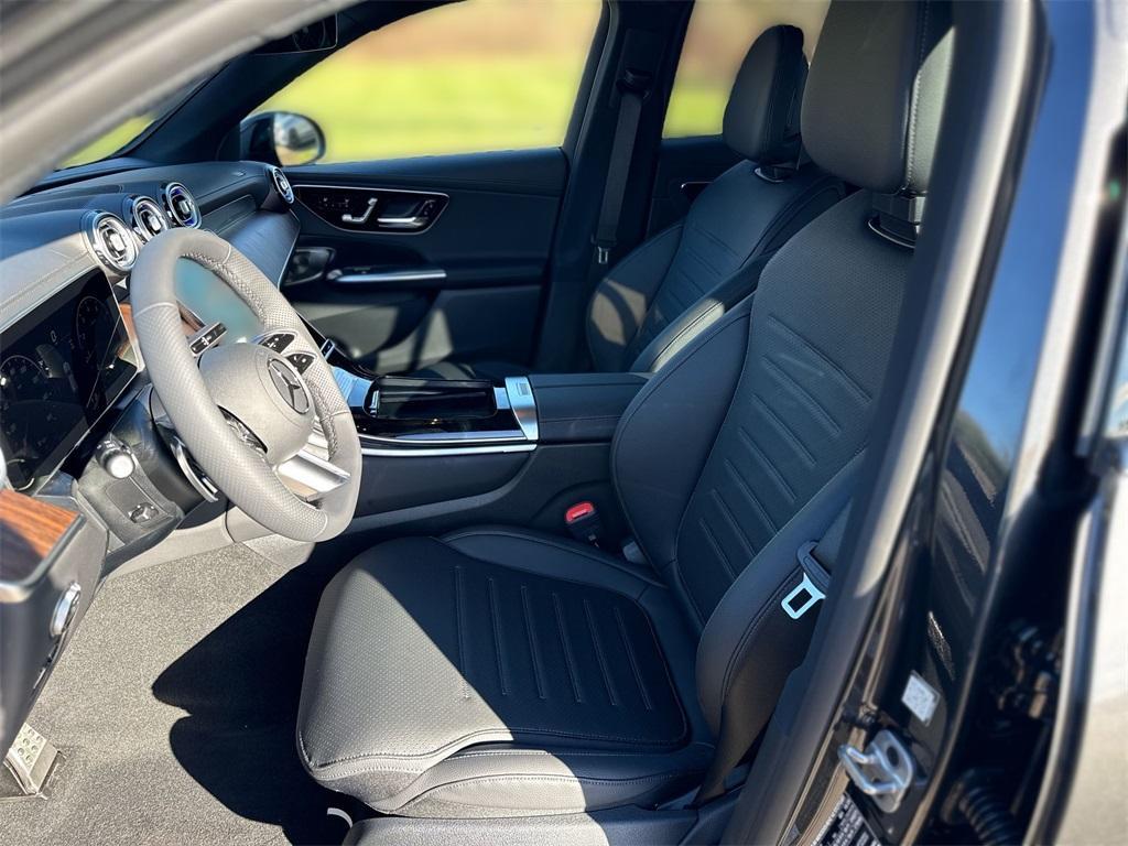 new 2026 Mercedes-Benz GLC 300 car, priced at $62,320