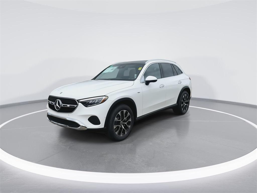 new 2025 Mercedes-Benz GLC 350e car, priced at $64,105