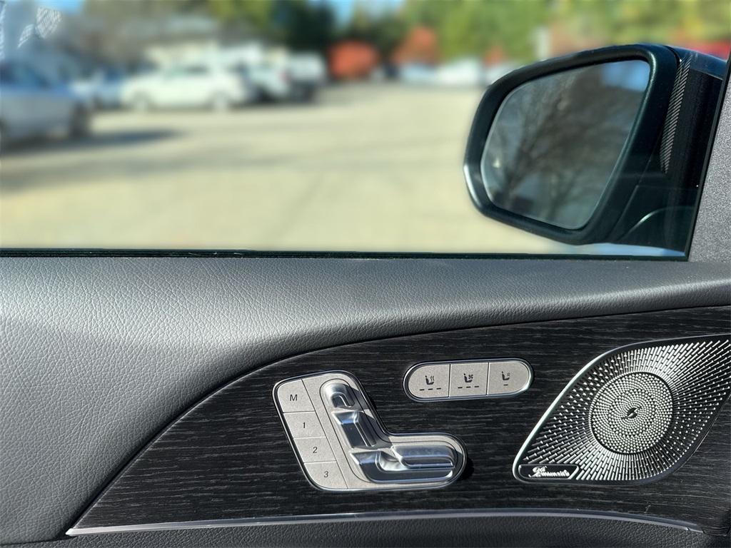 new 2026 Mercedes-Benz GLS 450 car, priced at $101,905