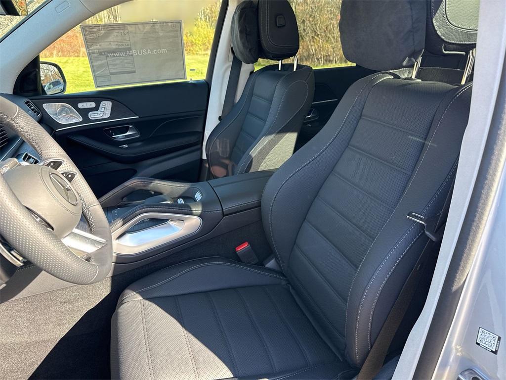new 2026 Mercedes-Benz GLS 450 car, priced at $101,905