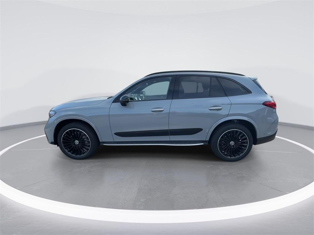 new 2025 Mercedes-Benz GLC 300 car, priced at $72,425