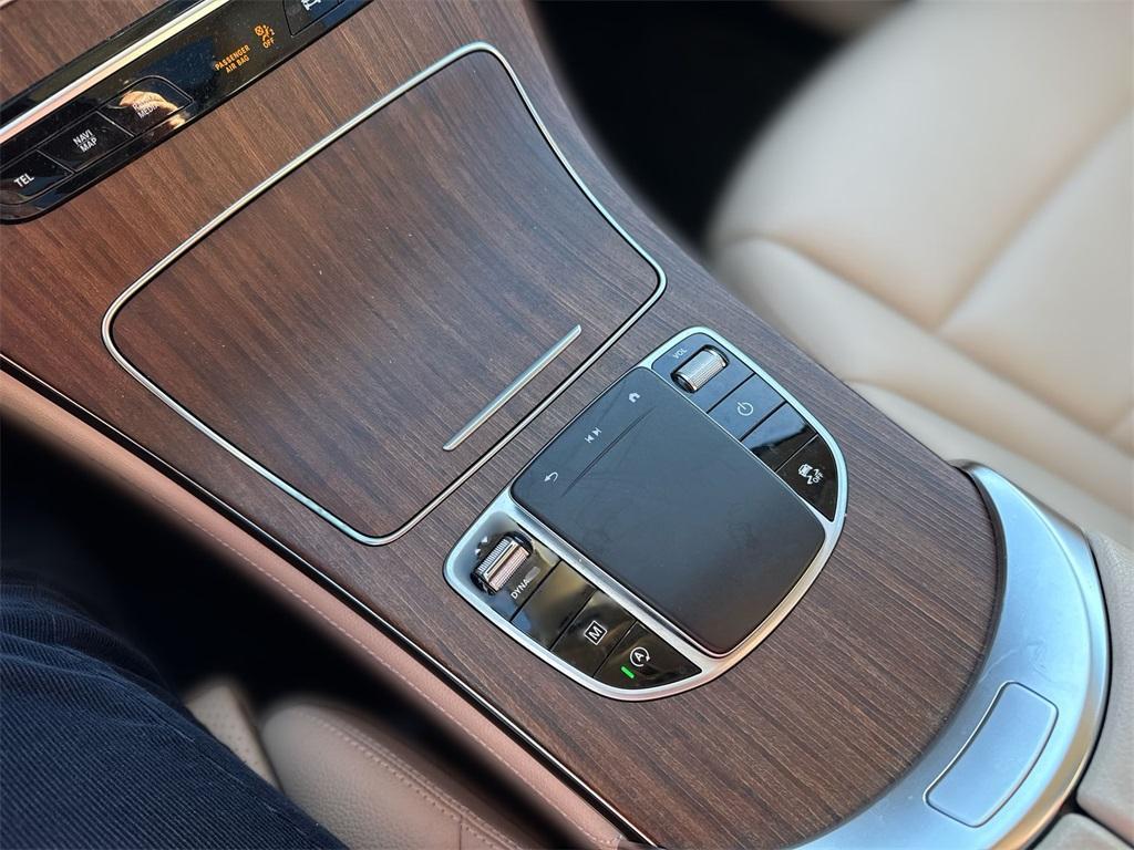 used 2020 Mercedes-Benz GLC 300 car, priced at $25,250
