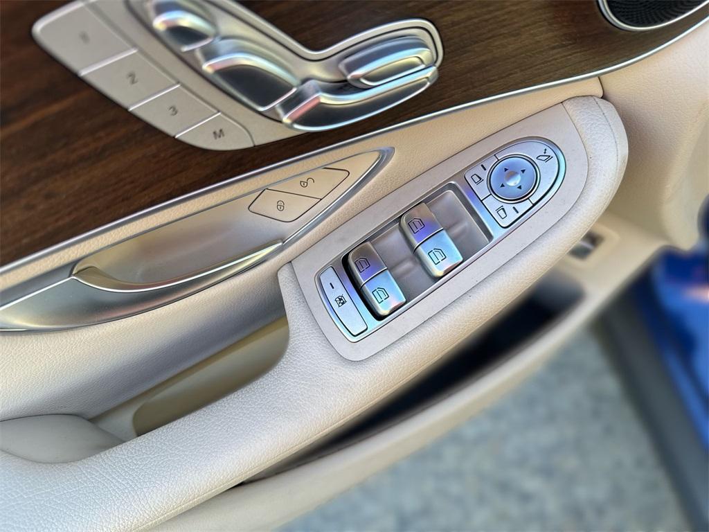 used 2020 Mercedes-Benz GLC 300 car, priced at $25,250