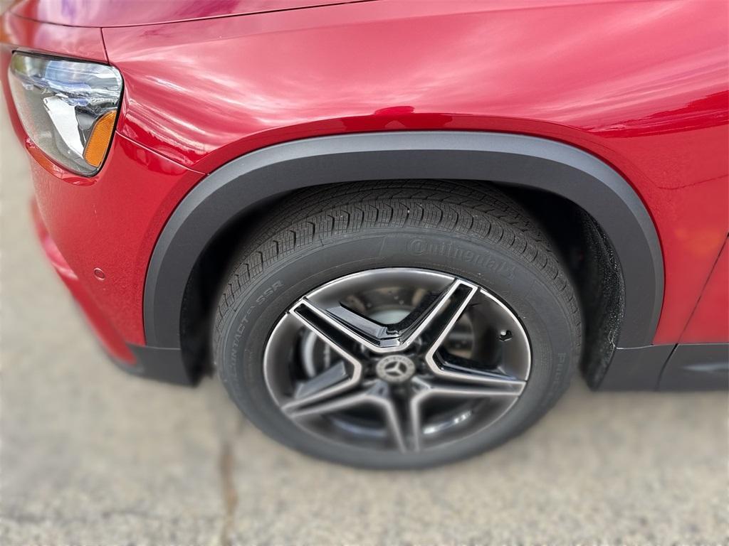 new 2026 Mercedes-Benz GLB 250 car, priced at $59,890