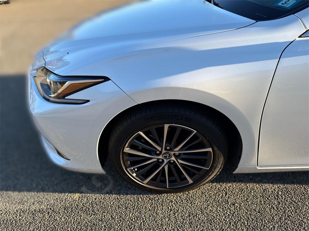 used 2025 Lexus ES 350 car, priced at $42,750