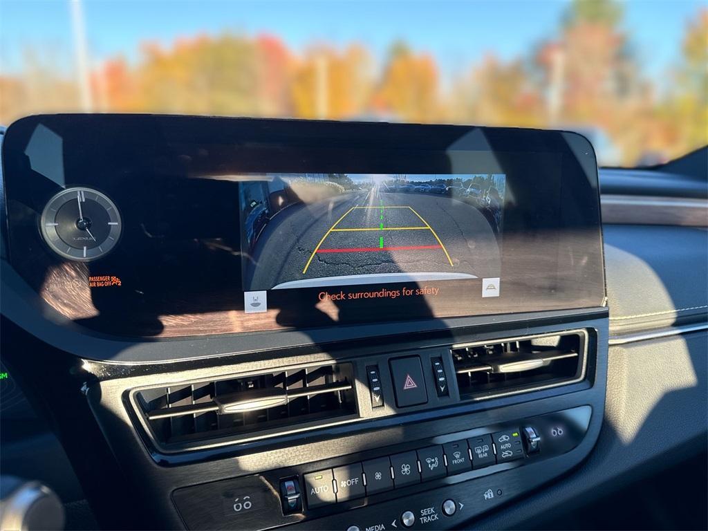 used 2025 Lexus ES 350 car, priced at $42,750