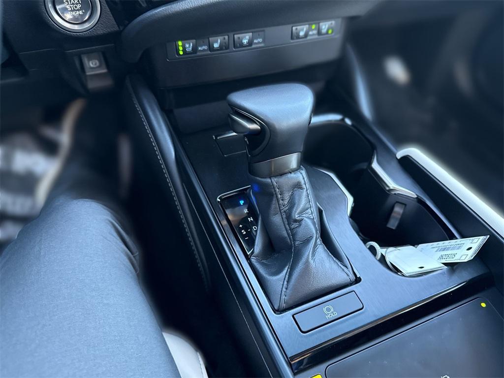 used 2025 Lexus ES 350 car, priced at $42,750