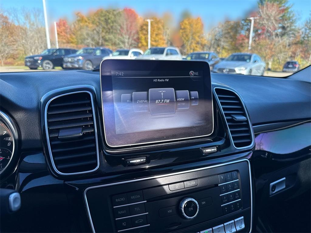 used 2019 Mercedes-Benz GLE 400 car, priced at $33,750