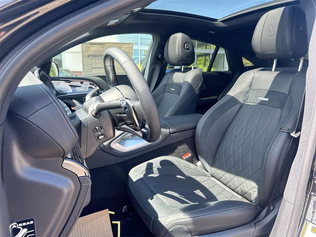 new 2025 Mercedes-Benz AMG GLE 53 car, priced at $105,125