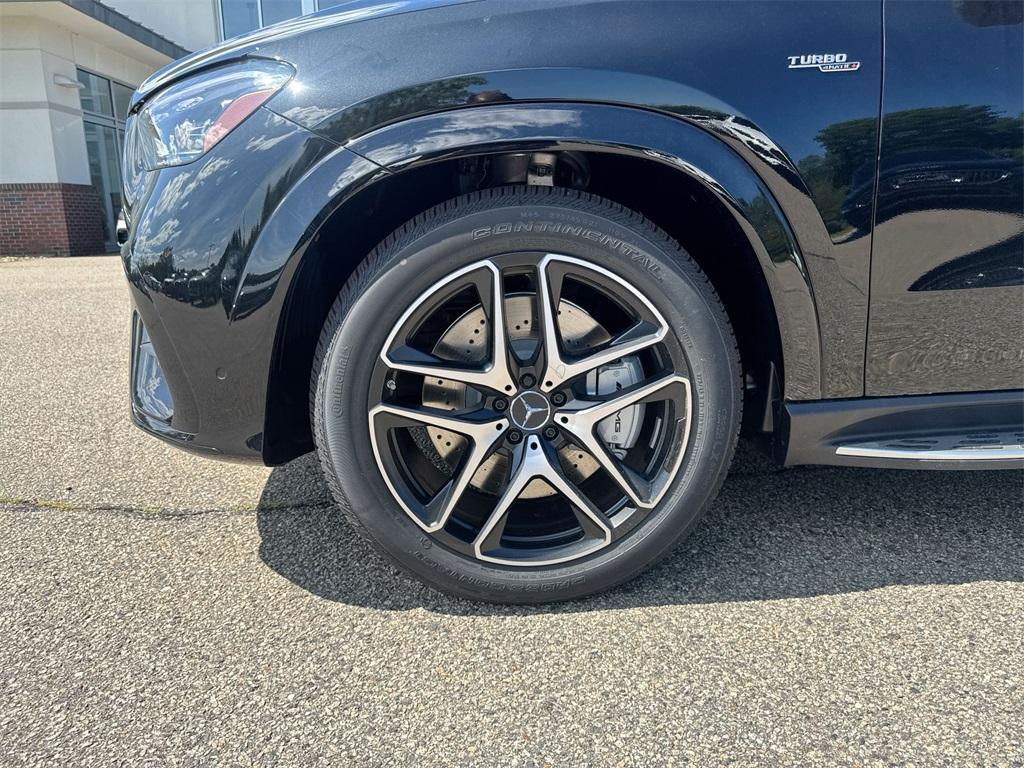 new 2025 Mercedes-Benz AMG GLE 53 car, priced at $105,125