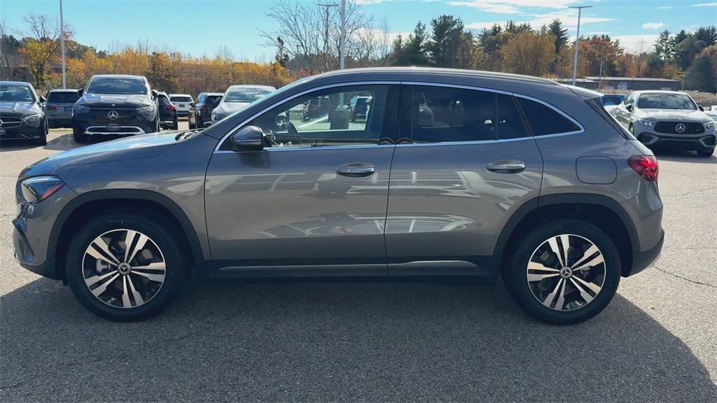 used 2025 Mercedes-Benz GLA 250 car, priced at $43,900