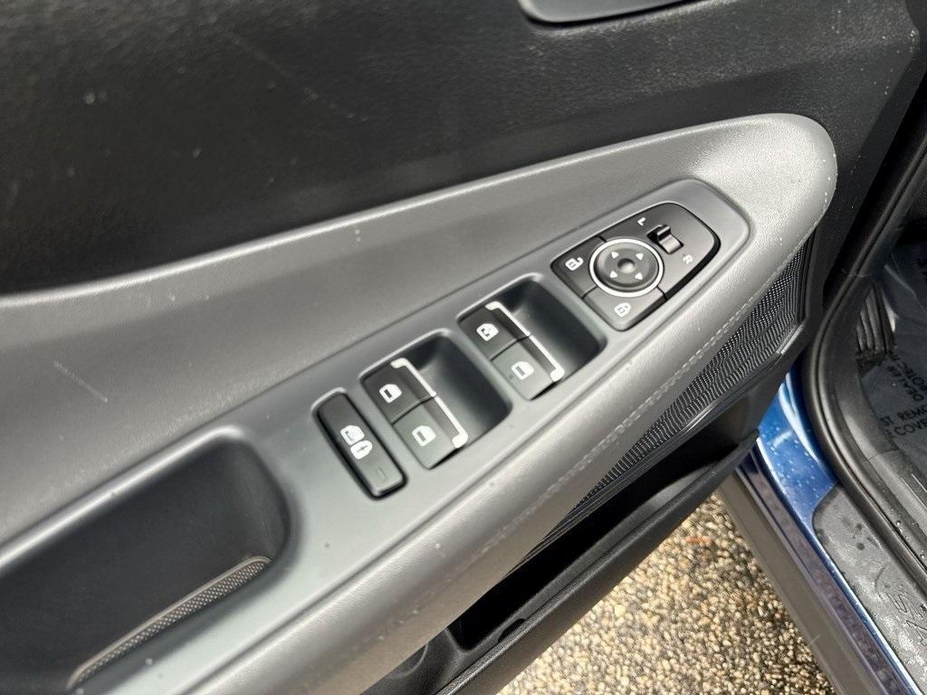 used 2022 Hyundai Santa Fe car, priced at $22,750