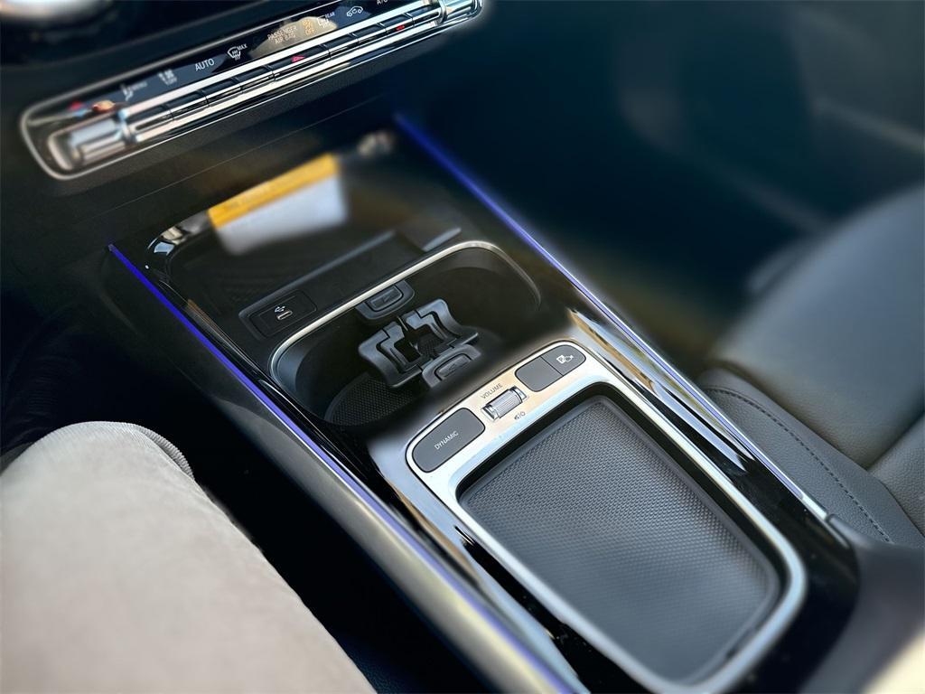 new 2026 Mercedes-Benz GLA 250 car, priced at $49,910