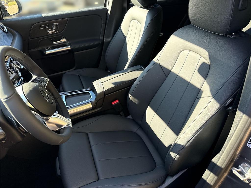 new 2026 Mercedes-Benz GLA 250 car, priced at $49,910