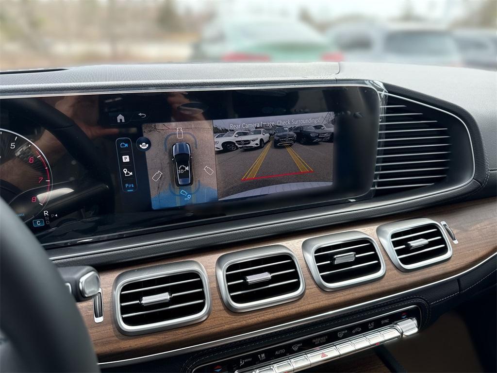 new 2025 Mercedes-Benz GLE 450 car, priced at $87,640
