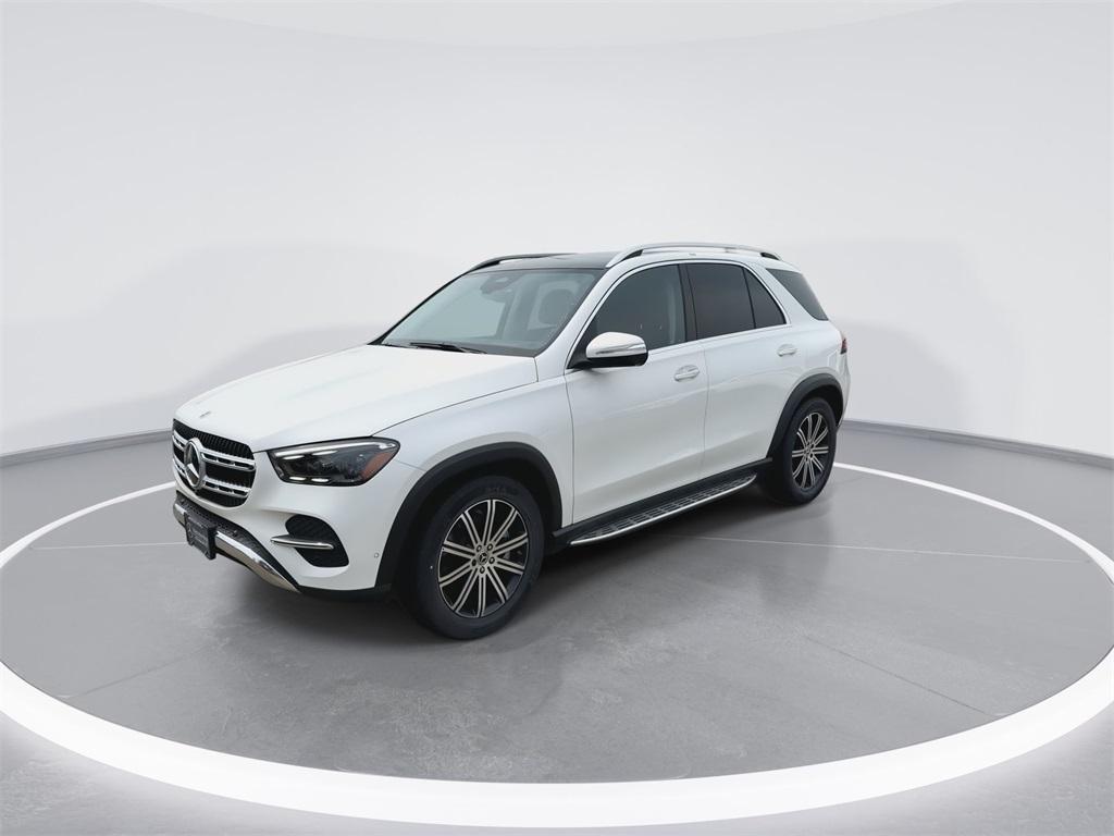 new 2025 Mercedes-Benz GLE 450 car, priced at $87,640
