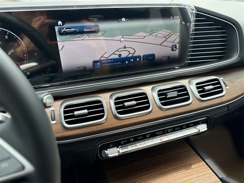 new 2025 Mercedes-Benz GLE 450 car, priced at $87,640