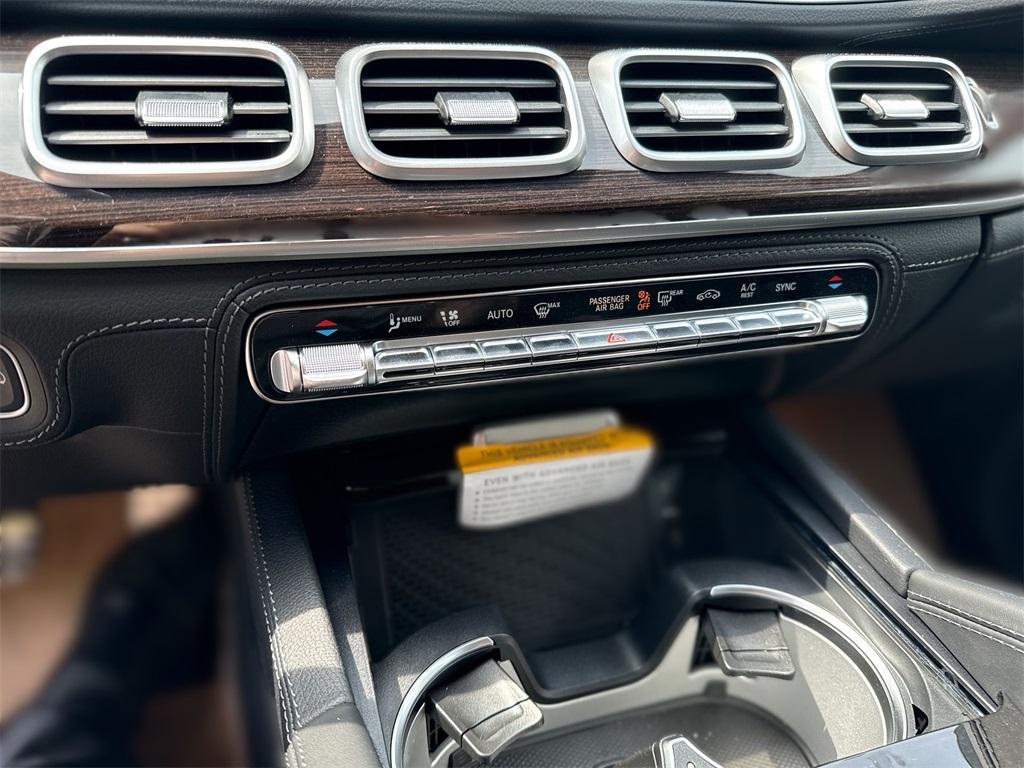 new 2025 Mercedes-Benz AMG GLE 53 car, priced at $100,915