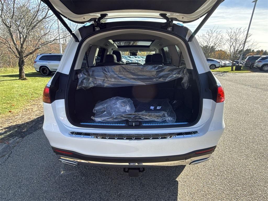 new 2026 Mercedes-Benz GLS 450 car, priced at $102,020