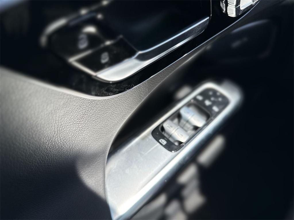 new 2025 Mercedes-Benz AMG C 43 car, priced at $71,115