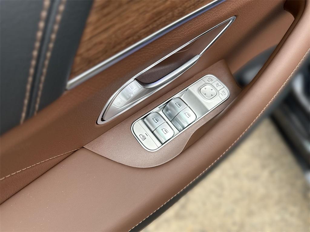 new 2026 Mercedes-Benz AMG GLE 53 car, priced at $101,435