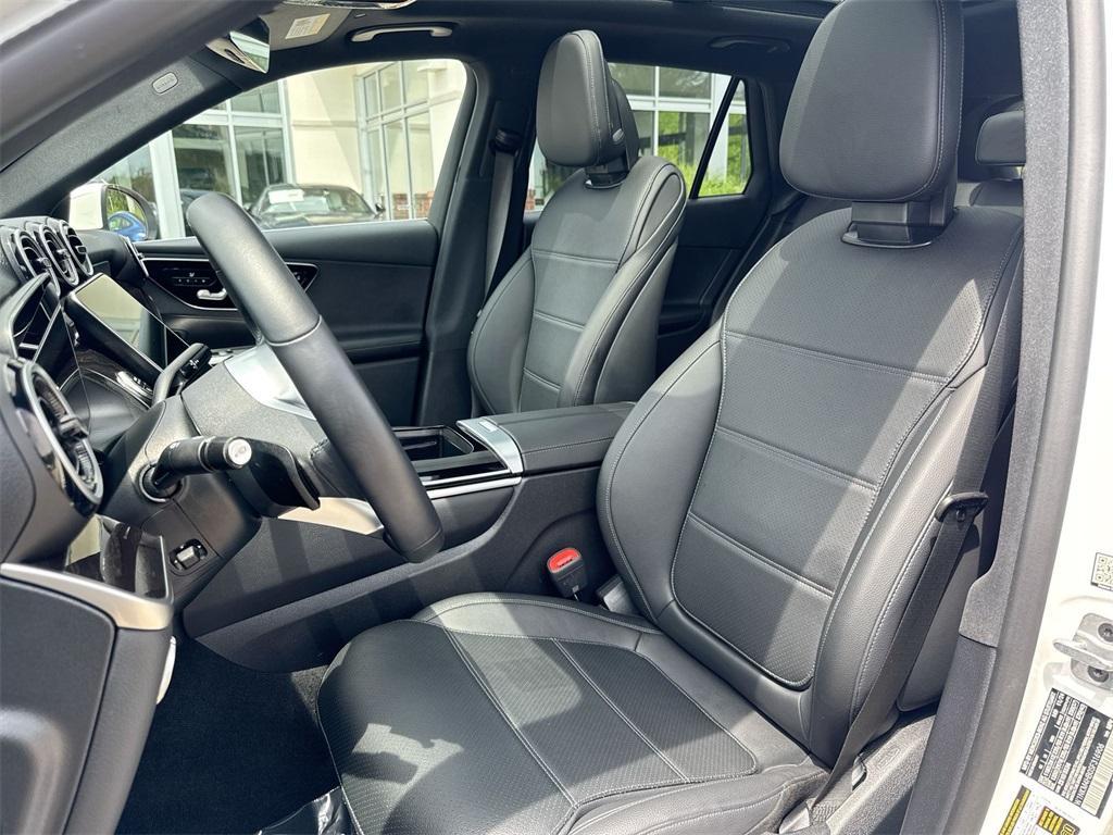 used 2025 Mercedes-Benz GLC 300 car, priced at $51,900