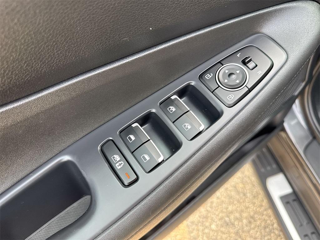 used 2023 Hyundai Santa Fe car, priced at $25,500