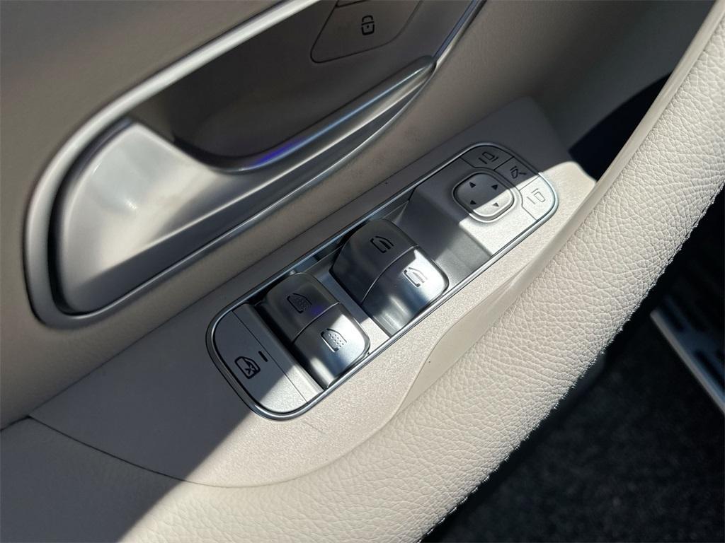 new 2026 Mercedes-Benz GLE 350 car, priced at $73,365