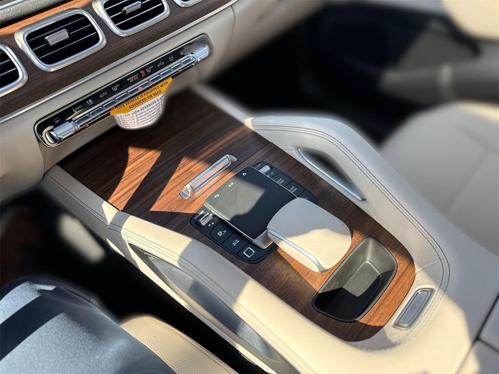new 2026 Mercedes-Benz GLE 450e car, priced at $83,215