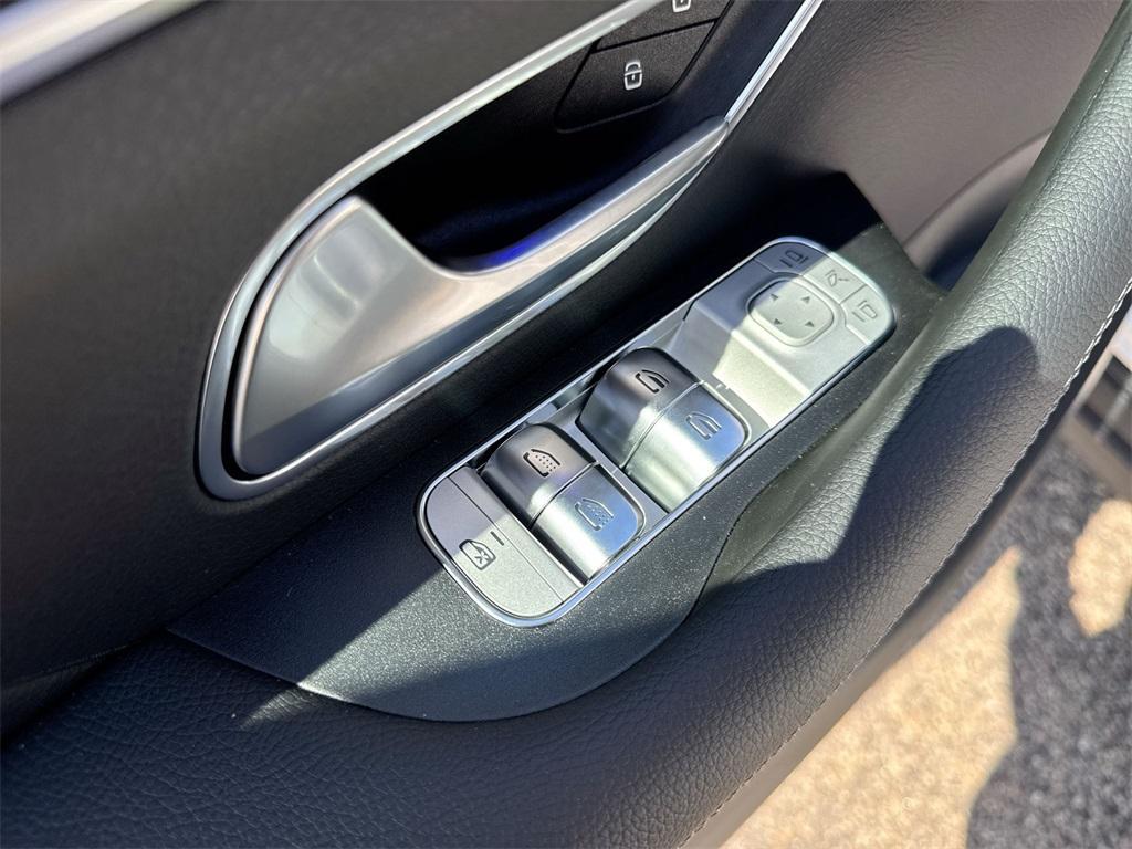 new 2026 Mercedes-Benz GLE 350 car, priced at $81,470