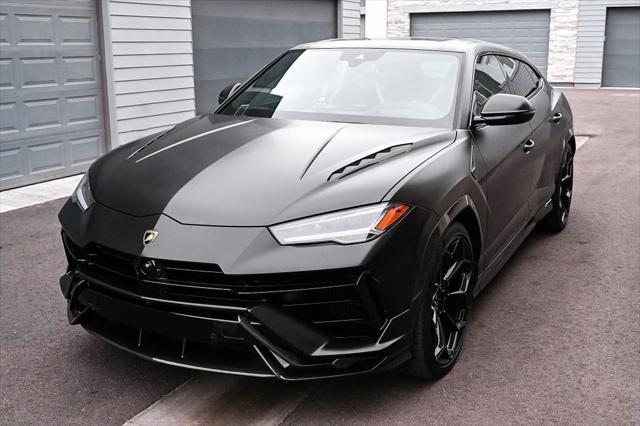 used 2023 Lamborghini Urus car, priced at $325,000