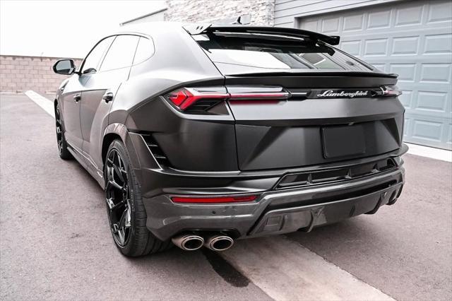 used 2023 Lamborghini Urus car, priced at $325,000