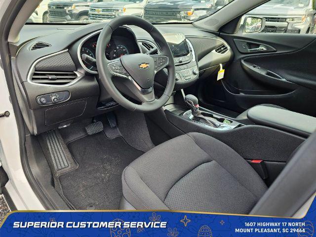 new 2025 Chevrolet Malibu car, priced at $25,595