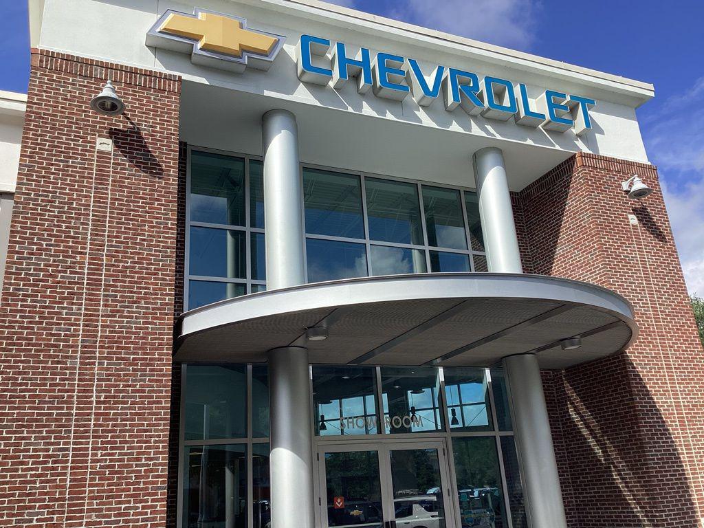 used 2021 Chevrolet Equinox car, priced at $19,900