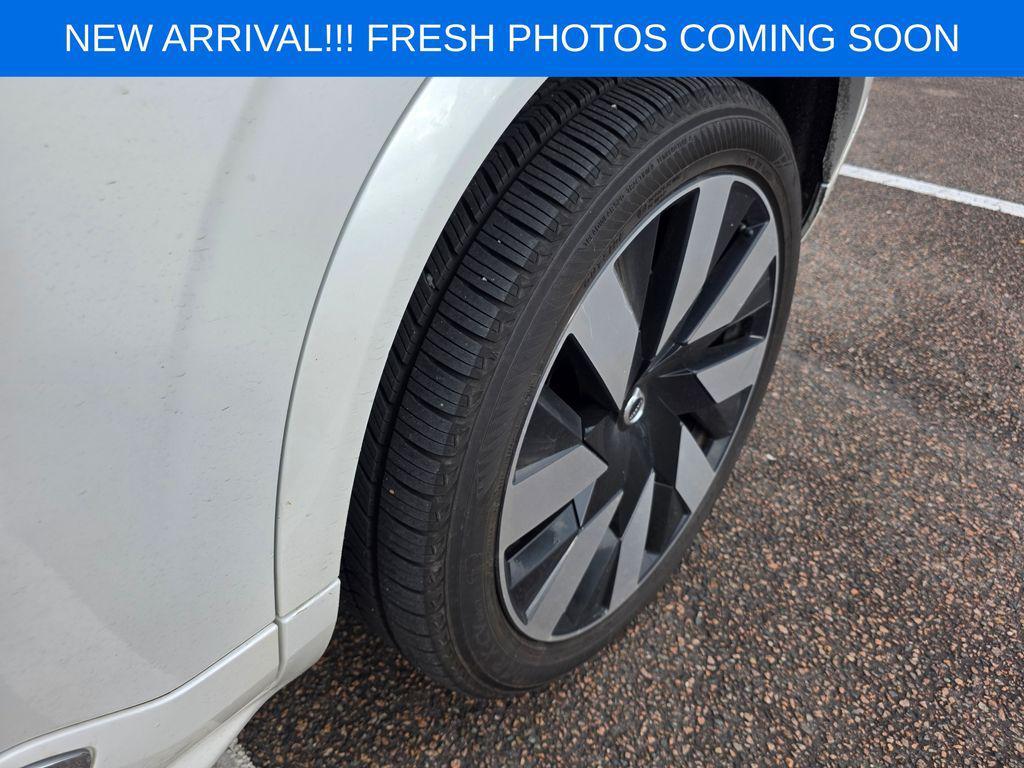 used 2023 Volvo XC90 Recharge Plug-In Hybrid car, priced at $43,985
