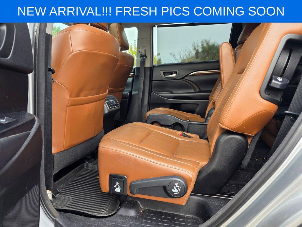 used 2018 Toyota Highlander car, priced at $21,900
