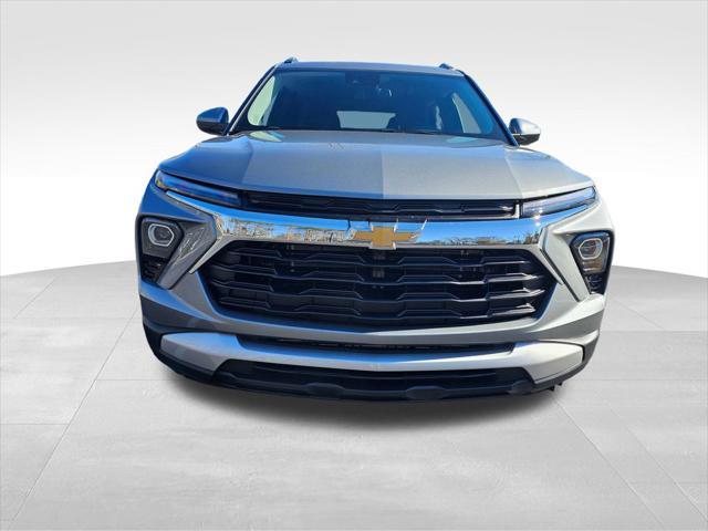 new 2025 Chevrolet TrailBlazer car, priced at $25,083