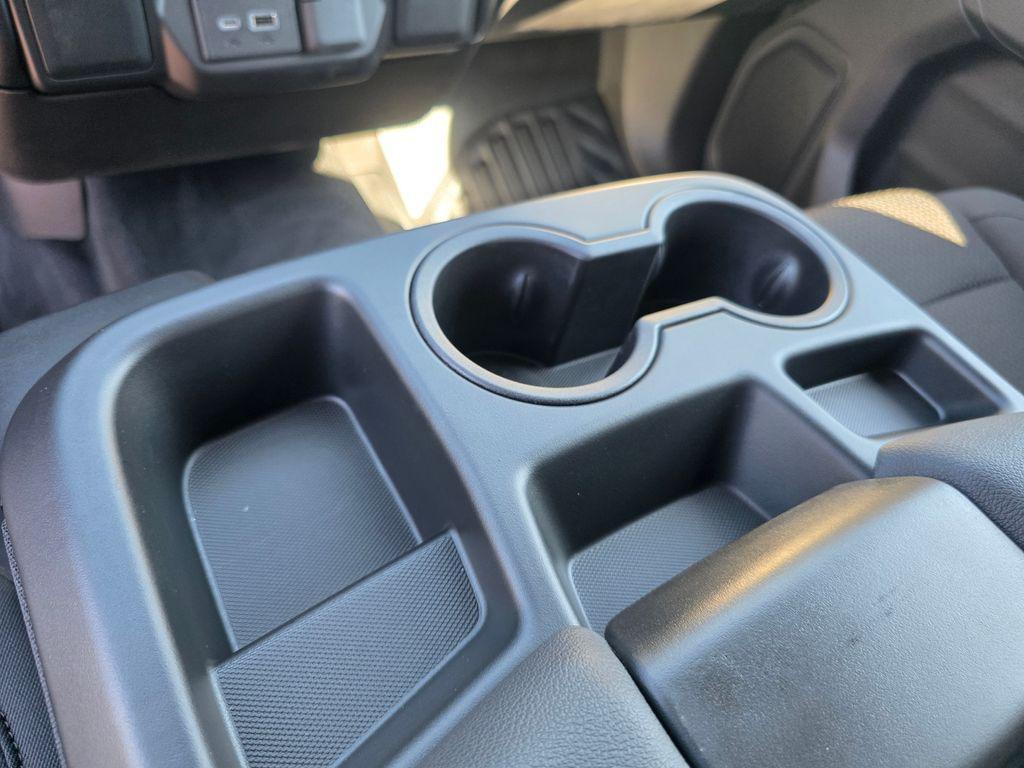 new 2025 Chevrolet Silverado 1500 car, priced at $35,136
