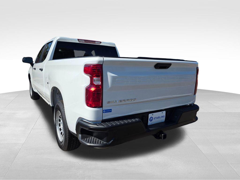 new 2025 Chevrolet Silverado 1500 car, priced at $35,136