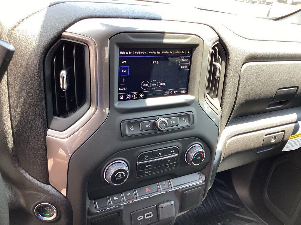 new 2025 Chevrolet Silverado 1500 car, priced at $43,610