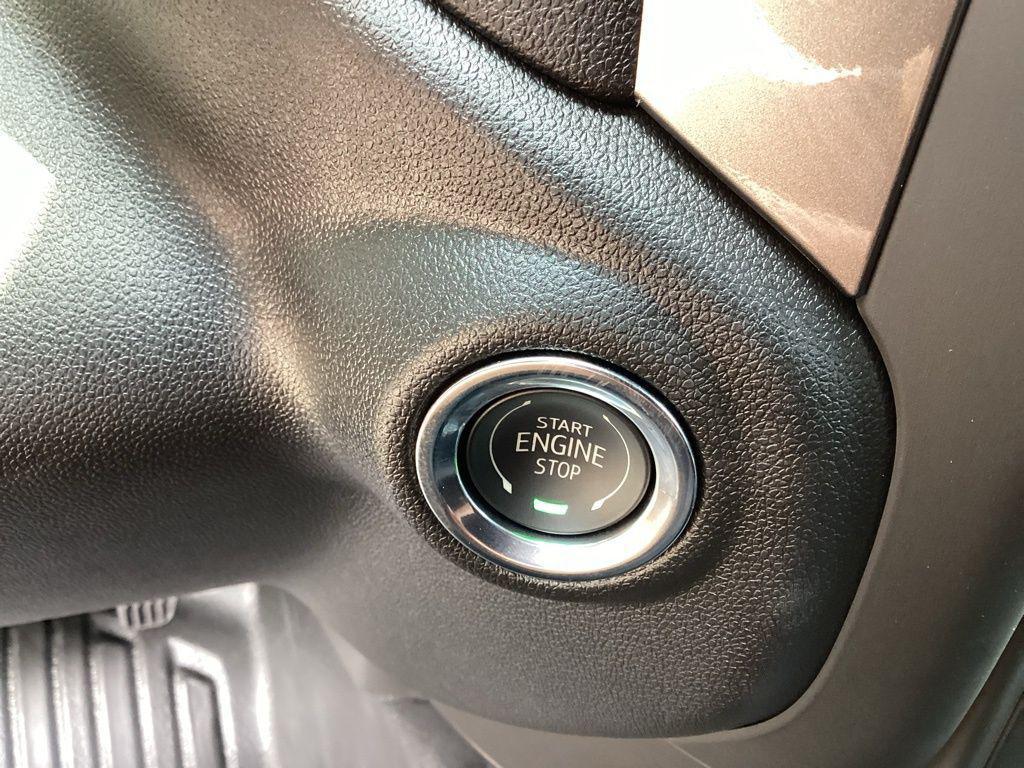 new 2025 Chevrolet Silverado 1500 car, priced at $43,610