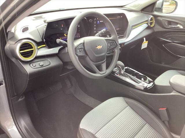 new 2025 Chevrolet Trax car, priced at $23,613