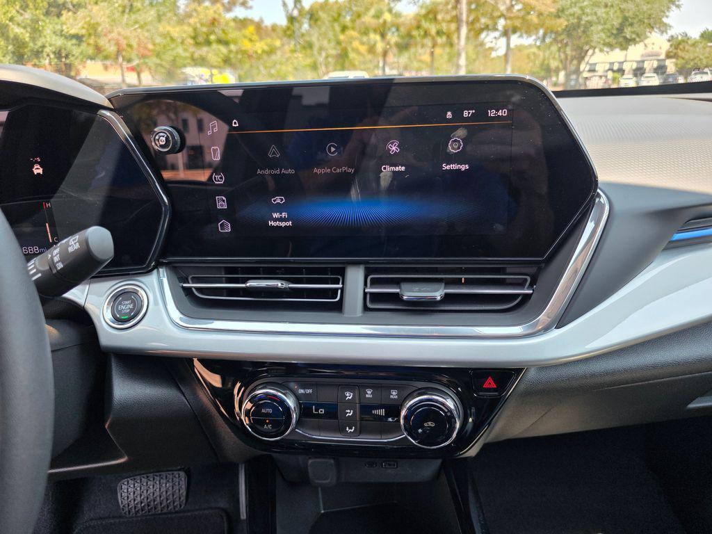 used 2025 Chevrolet Trax car, priced at $20,985