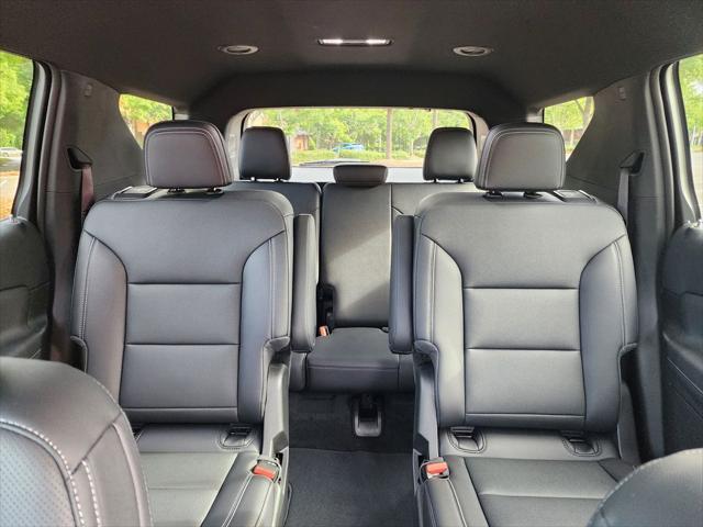 new 2025 Chevrolet Traverse car, priced at $42,763