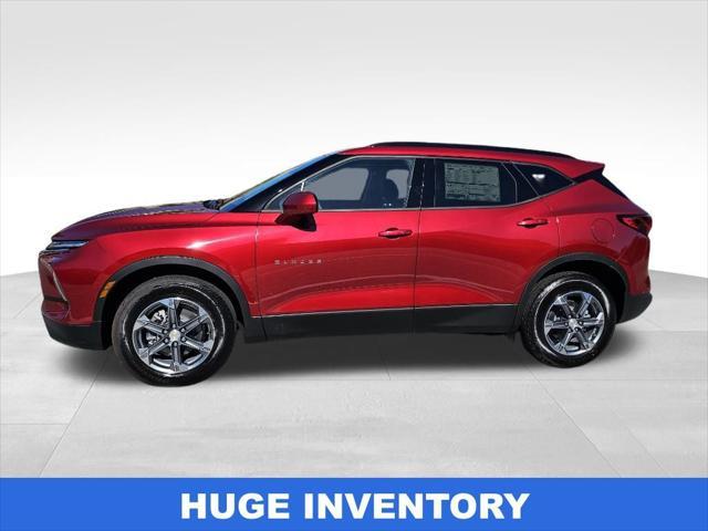 new 2025 Chevrolet Blazer car, priced at $36,204