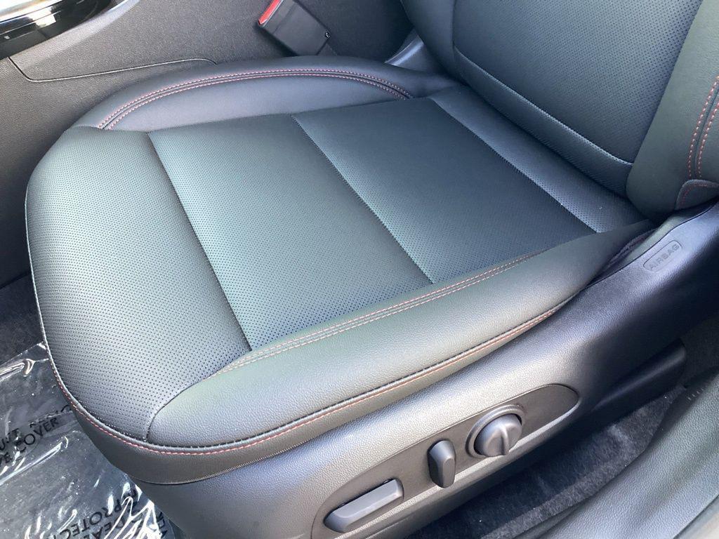 new 2025 Chevrolet Trax car, priced at $26,040