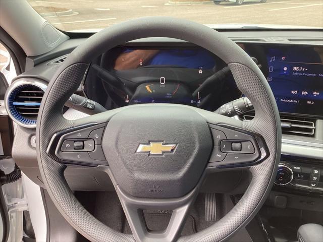 new 2025 Chevrolet Trax car, priced at $23,613