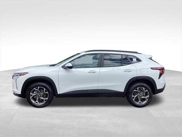 new 2025 Chevrolet Trax car, priced at $23,613